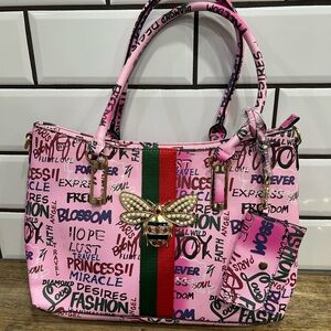 Chic Pink Graphic Satchel with Bee Accent